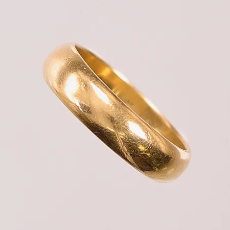 Ring, Ø18, bredd:5mm, tunn gravyr, 18K 5,6g.