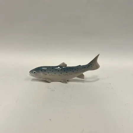 Figurin, öring, Royal Copenhagen, nr 2676, höjd ca 8cm, längd ca 20cm, porslin Skickas med paket.