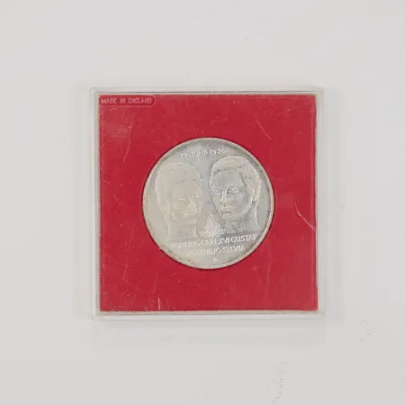 Minnesmynt, Ø36mm, Det Kungliga bröllopet, Konung Carl XVI Gustaf Drottning Silvia 19 Juni 1976, nominellt värde 50kr, i fodral, silver 925/1000 Vikt: 27 g