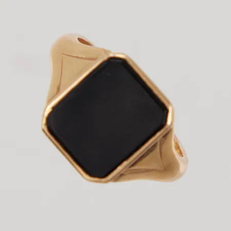 Klackring stl 21, bredd 3,8-15mm, svart sten, gravyr, 18K Vikt: 11 g