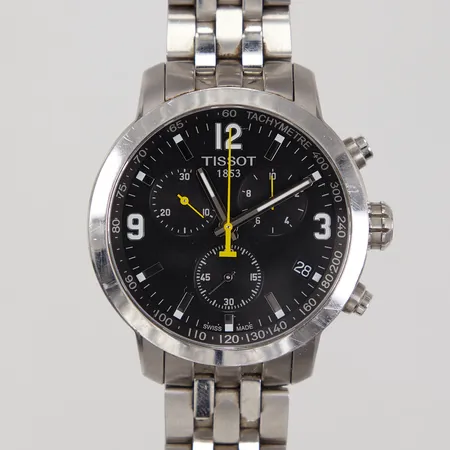 Herrur Tissot PRC 200, quartz, kronograf, datum, Ø 41mm, serienr: 18JA1017916, länk med viklås, total längd 18cm, boett och länk repig, inga tillbehör
