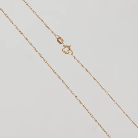 Kedja, tvinnad, 49cm, bredd 0,8mm, GHA, 18K  Vikt: 1,3 g
