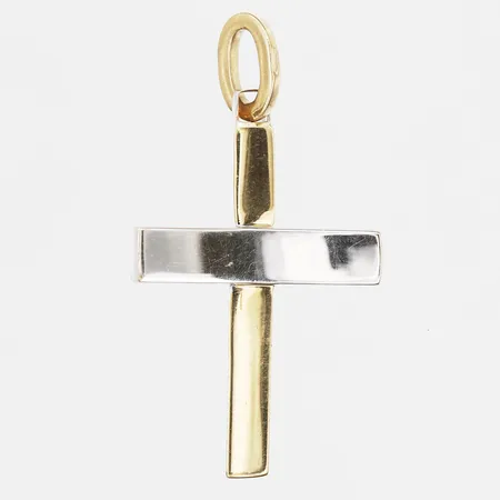 Hänge i form av ett kors, höjd 45mm, bredd 27mm, italienska stämplar, 18K guld Vikt: 4,8 g