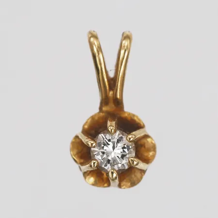 Hänge med diamant 1 x ca 0,05ct, höjd: 9 mm, bredd: 5 mm, otydliga stämplar, 18K guld. Vikt: 0,3 g