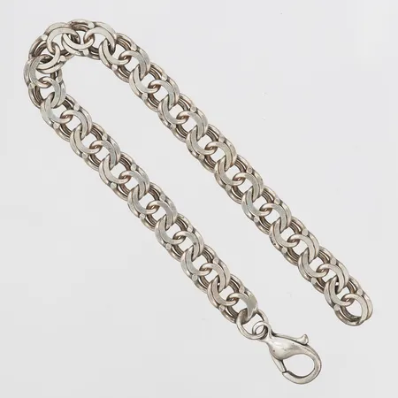 Armband, Bismarck, längd 19,5cm, bredd 8mm, låsögla saknas, silver Vikt: 16,1 g