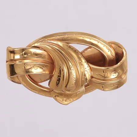 Brosch, längd 43mm, bredd 38mm, 18K Vikt: 6,9 g