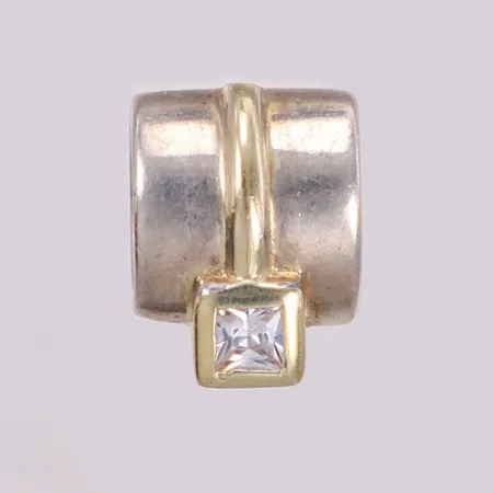 Hänge med vit sten, 10x13mm, 925/1000 silver Vikt: 3,5 g