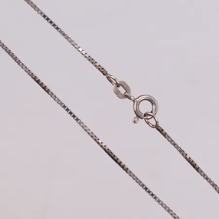 Kedja Venezia, längd 42,5cm, bredd 1mm, 925/1000 silver Vikt: 2,8 g