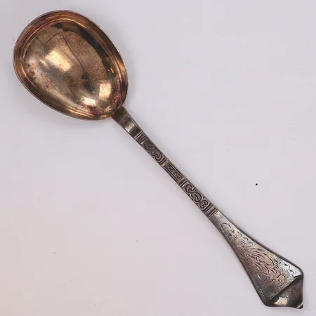 Serveringssked, längd 22,5cm, repig, 830/1000 silver Vikt: 70 g
