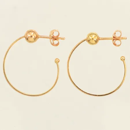 Ett par örhängen, ca Ø21mm, bredd 1,5-4,5mm, 18K  Vikt: 2,7 g