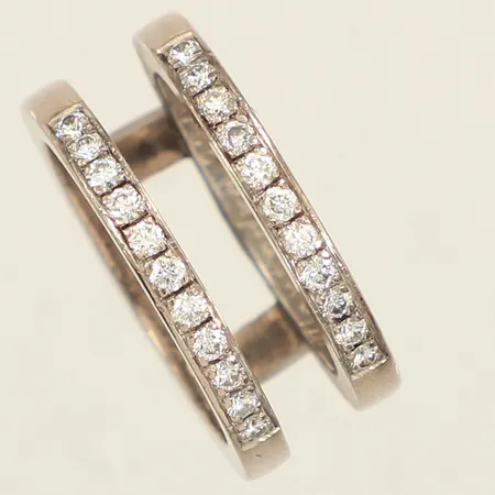 Ring med diamanter 22x ca 0,02ct, stl ca 16¾, bredd 8,8mm, gravyr, Juvelerare David Harper Stockholm år 2006, vitguld, 18K Vikt: 9,7 g