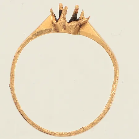 Ring, defekt, stl 17, bredd 1,5mm, 18K Vikt: 1,3 g