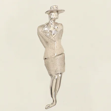 Brosch kvinna med vita stenar, längd 50mm, bredd 12,8mm, 925/1000 silver  Vikt: 3,4 g