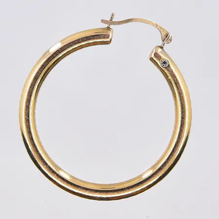 Diverse guld, 14K. Vikt: 0,8 g
