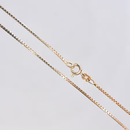 Kedja Venezia, längd 42,5 cm, bredd 1 mm, 18K. Vikt: 4,8 g