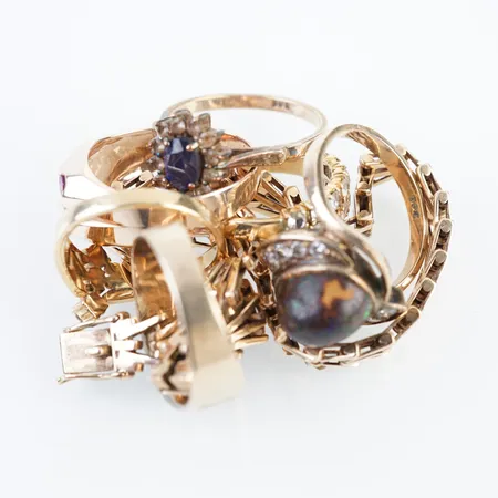 Diverse guld, 14k Vikt: 41,1 g