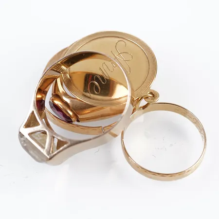 Diverse guld, 18k Vikt: 11,9 g