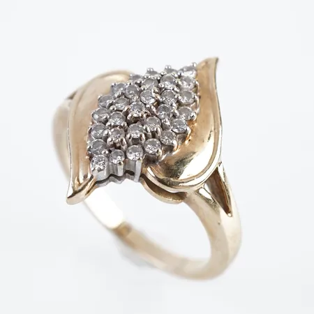 Ring m diamanter, stl 18½(58=, bredd 20mm, 14k Vikt: 5,8 g