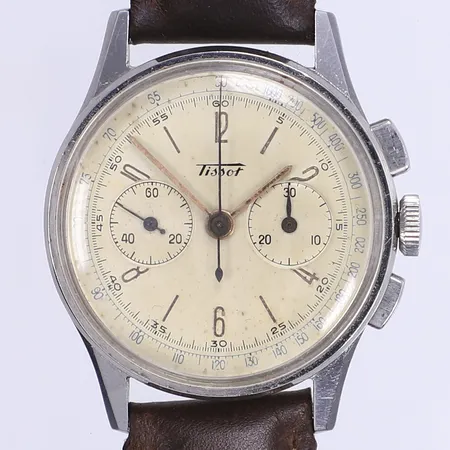 Herrur Tissot, Ø35mm, manuell, kronograf, cal C27-4 (Lemania CH27), verknummer 1951, boettnummer 1200454, 1940-tal, tickar men ej testad för tidshållning, åldersbetingat slitage, frätta visare, märken på urtavla, läderband ej original