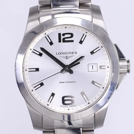 Herrur Longines Conquest, 41mm, stål, quartz, ref: L3.759.4, srn: 44669263, stållänk, box, manual, två extra länkbitar, inget cert, smärre bruksslitage