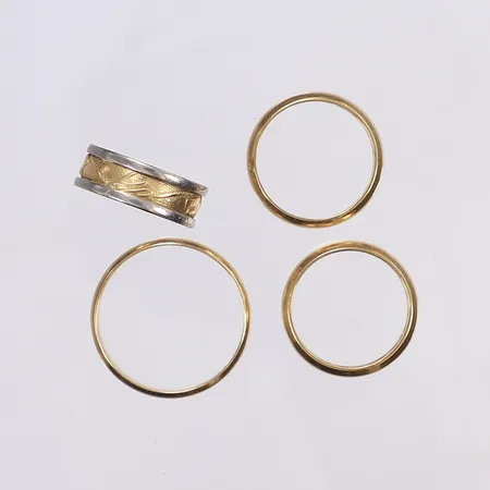 4 ringar, gravyr, 18K Vikt: 19,9 g