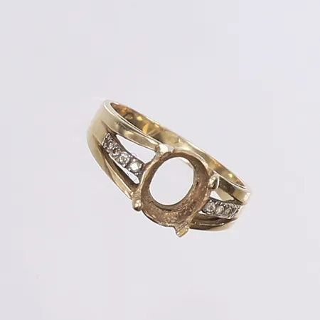 Ring, defekt, 14K  Vikt: 3,1 g