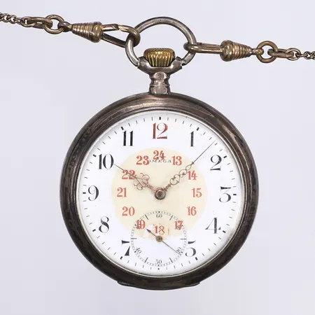 Fickur Omega, med röd tolva, Ø51mm, manuell, liten sekundvisare, verknummer: #4518434, boettnummer: #5382324, klockkedja i metall, slitage, ej funktionstestad, silver 800/1000, Bruttovikt: 106g