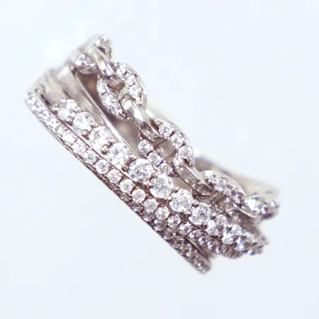 Ring vita stenar, silver 925/1000, Ø18¼, brutto  Vikt: 5,2 g