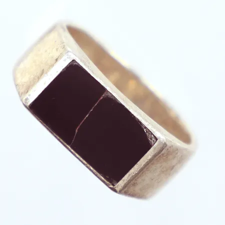 Klackring svart sten sprucken, silver 925/1000 Ø16¾, brutto Vikt: 9,2 g