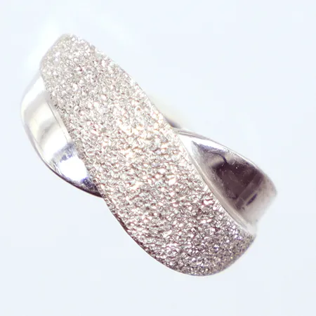 Ring vitguld,  Ø17, 18k  Vikt: 4,7 g
