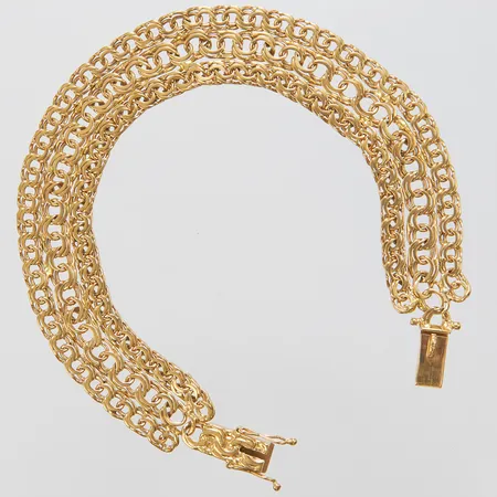 Armband, Bismarck, treradigt, längd: ca.19,5cm, bredd: ca.14mm, armbandet består av tre ihoplödda armband, ojämna lödningar, svenska stämplar, 18K Vikt: 20,4 g