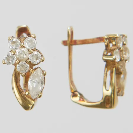 Örhängen, blommor, vita stenar, längd: 12,4mm, bredd: 6,7mm, 14K Vikt: 2,2 g