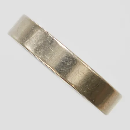 Ring, slät, Ø16½, bredd: 3,9mm, lätt kupad insida, personlig gravyr, Schalins, repig, vitguld, 18K Vikt: 4,6 g