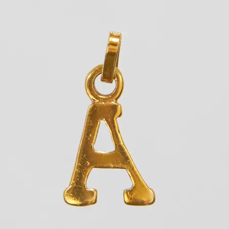Hänge, bokstaven A, 17,5x8,6mm, 18K Vikt: 0,7 g
