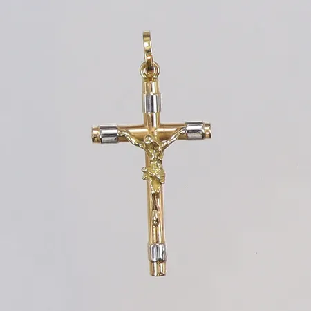 Hänge Krucifix 30x15mm inklusive hängöglan 18K  Vikt: 0,8 g