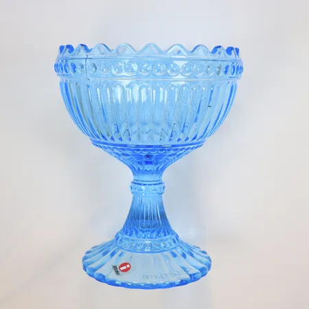 Skål på fot, Marimekko, Iittala, etikettmärkt, made in Finland, höjd 15,5 cm, Ø12cm, blått glas.