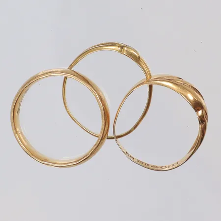 Diverse guld, defekt, gravyr 18K Vikt: 7,9 g