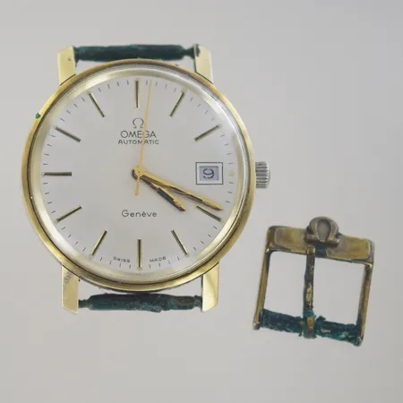Herrur Omega Automatic Genéve, Ø 34 mm, defekt full uppdragen, går ej, graverad,14K