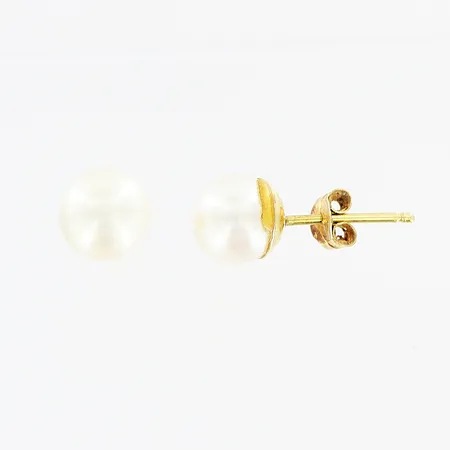Ett par örhängen, odlad saltvattenspärla Ø6mm, stiftfäste, 18K. Vikt: 1,2 g