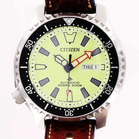 Herrur Citizen, limited A1706/2000, stål, automatisk, Ø42mm, ljusgul urtavla, dag, datum, nr GN-4-S, 8203-R013271/032032162, brunt läderband ej original, 24cm, inga tillbehör.