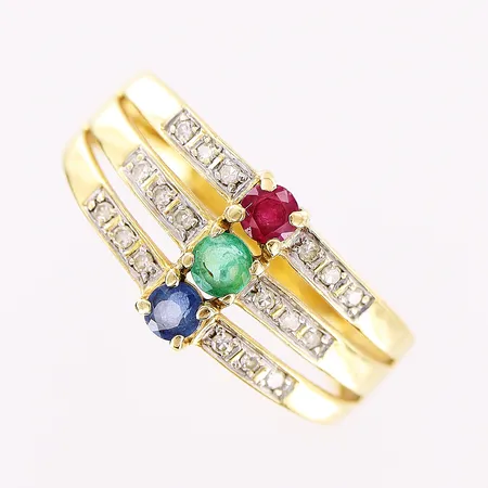 Ring, smaragd, rubin, safir, 8/8 slipade diamanter 18 x ca 0,005ct, stl 17½, bredd 2-9mm, 18K Vikt: 3,1 g