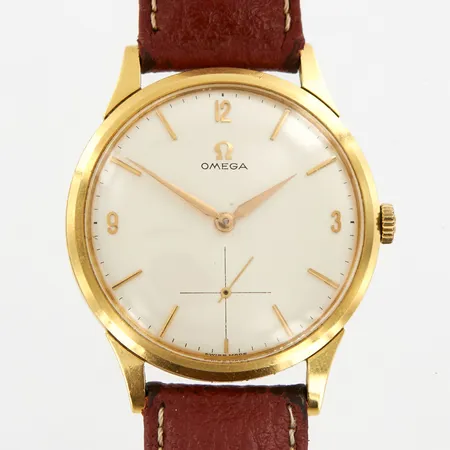 Herrur Omega, manuell, Ø34mm, liten sekundvisare, datum, 60-tal, läderarmband ej original, repor på plexiglas, liten fläck på urtavla, 18K