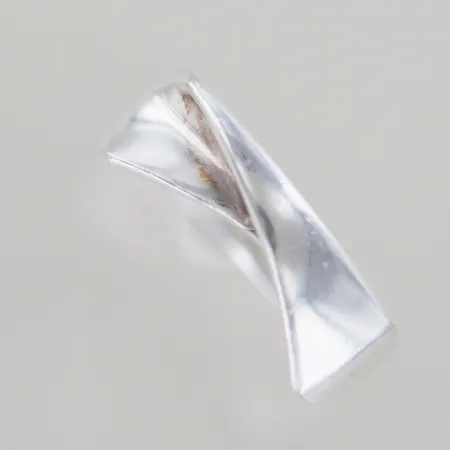 2 ringar silver  Ø 17/18 mm, 925/1000 Vikt: 6,2 g