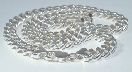  halskedja , längd 45,5 cm, silver 925/1000 Vikt: 93,6 g