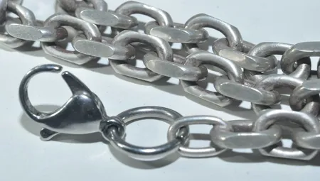 Halskedja , längd  51 cm , bredd 7,5 mm,  silver925/1000 Vikt: 83,3 g