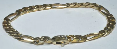  Armband guldpläterat , längd 22 cm, breed 6 mm,  Vikt: 19 g