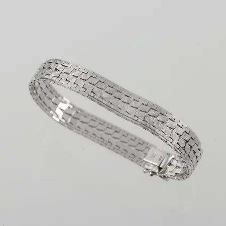 Armband , längd 18,5cm, bredd 10mm, silver 835/1000 Vikt: 22,4 g