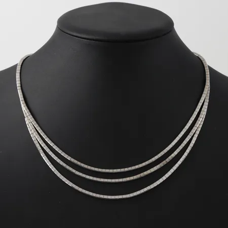Halssmycke, längd ca 46cm, silver 835/1000 Vikt: 31,8 g