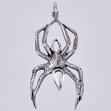 Hänge längd ca 38mm, bredd ca 20mm, 925/1000 silver Vikt: 2,8 g