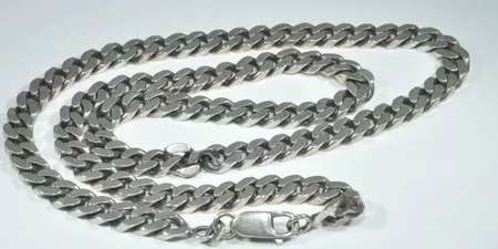 Halskedja ,längd  47 cm , breed  5,6 mm, silver 835 /1000 Vikt: 34,6 g